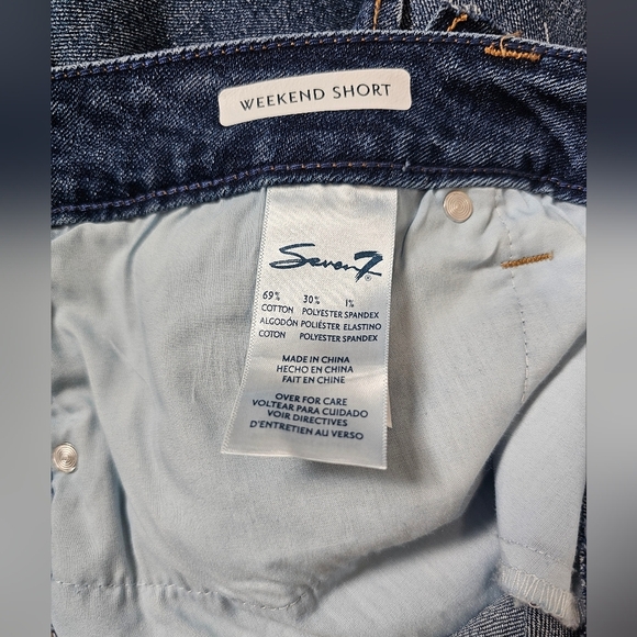 Seven7 Women's Blue Denim Shorts Weekend With Cut Hem, Size 12, New With Tags - Picture 7 of 9